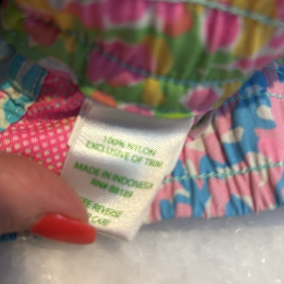 Lilly Pulitzer Luxletic Shorts Large 3โ Inseam - Picture 5 of 7